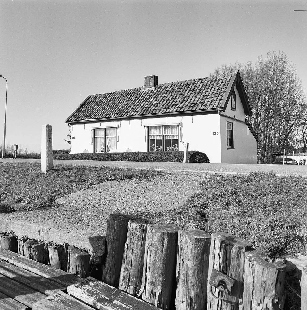 Weteringbrug: Exterieur VOORGEVEL - Weteringbrug - 20284774 - RCE